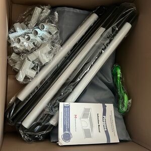 Brand new play pen still in packaging